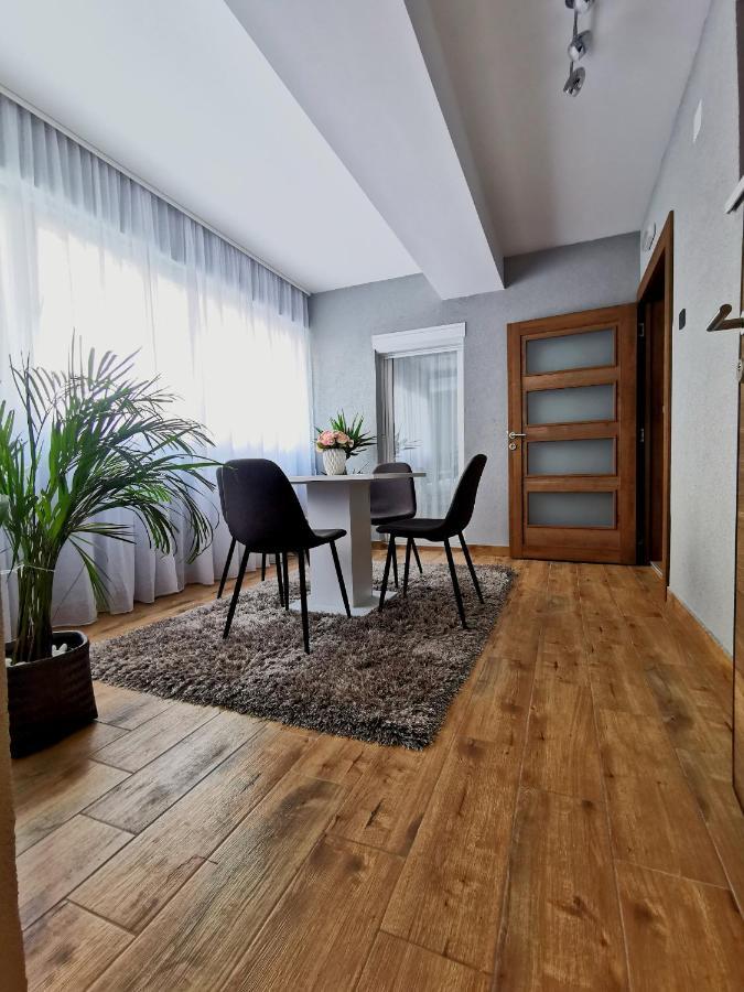Canti Apartments Novi Sad Buitenkant foto