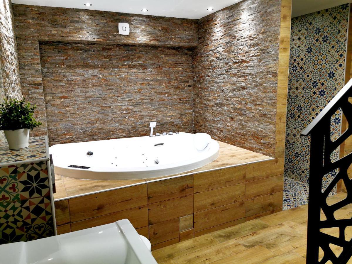 Canti Apartments Novi Sad Buitenkant foto